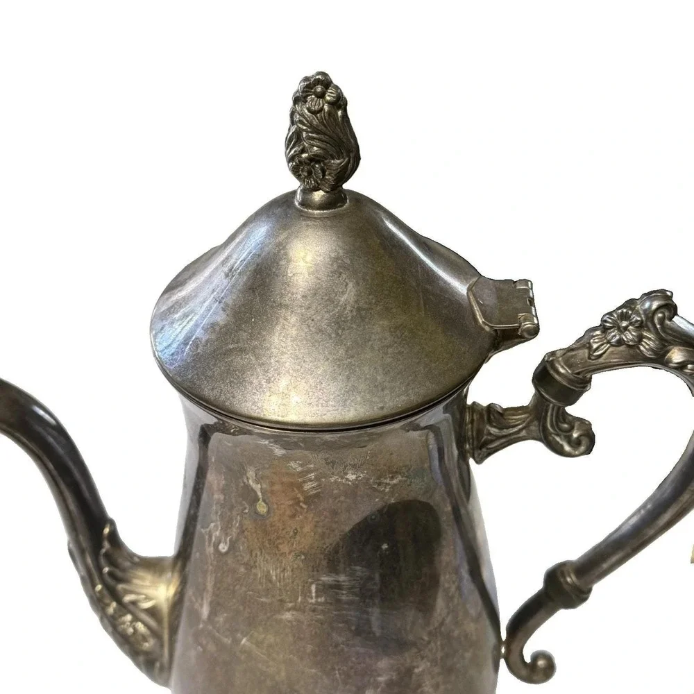 Vintage International Silver Co Silverplate Coffee Tea Pot Ornate Footed 9